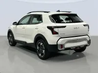Nuevo Kia Stonic 101 CV (74 kW) 2026 Clear white SUV