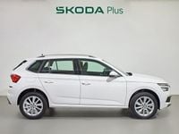 Usado Skoda Kamiq Ambition 110 CV (80 kW) 2022 Blanco SUV