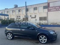 Usado Opel Astra GTC Sport 120 CV (88 kW) 2009 Gris / plata Berlina