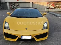 Usado Lamborghini Gallardo 560 CV (411 kW) 2012 Amarillo Descapotable