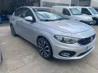 Usado Fiat Tipo Lounge 120 CV (88 kW) 2016 Gris / plata Berlina