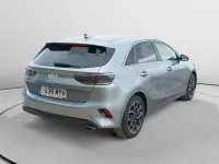 Usado Kia Ceed Edition 7 101 CV (74 kW) 2025 Gris Utilitario