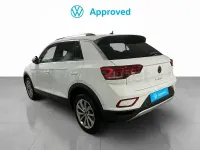 Usado VW T-Roc Life 150 CV (110 kW) 2024 Blanco SUV