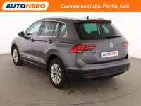 Usado VW Tiguan Advance 150 CV (110 kW) 2016 Gris SUV