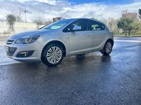 Usado Opel Astra Selective 110 CV (80 kW) 2016 Gris / plata Berlina