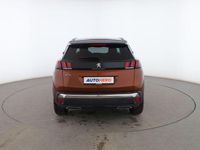 Usado Peugeot 3008 Allure 130 CV (95 kW) 2020 Rojo SUV