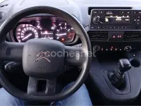 Käytetty Citroën Berlingo Feel 102 HP (75 kW) 2022 Valkoinen Tila-auto