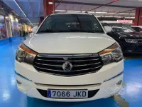Usado SsangYong Rodius Limited 178 CV (130 kW) 2015 Blanco Monovolumen