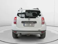 Usado Dacia Duster Lauréate 109 CV (80 kW) 2016 Blanco SUV