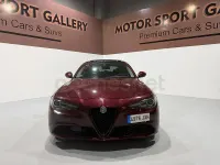 Usado Alfa Romeo Giulia Super 180 CV (132 kW) 2016 Granate Berlina