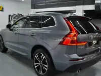 Usado Volvo XC60 Business Edition 390 CV (286 kW) 2021 Gris / plata SUV