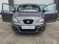 Usado Seat Altea Ecomotive 105 CV (77 kW) 2014 Gris Monovolumen