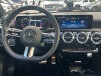 Usado Mercedes A200 AMG line 150 CV (110 kW) 2025 Negro Berlina