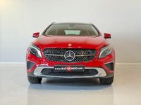 Usado Mercedes GLA180 Urban 122 CV (89 kW) 2016 Rojo SUV