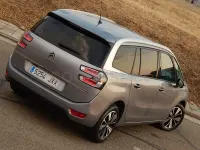 Usado Citroën Grand C4 Picasso Feel 130 CV (95 kW) 2017 Gris / plata Monovolumen