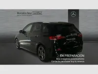 Usado Mercedes B180 AMG line 116 CV (85 kW) 2022 Negro Utilitario
