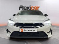 Usado Kia Ceed Style 101 CV (74 kW) 2025 Blanco Utilitario
