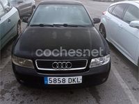 Usado Audi A4 110 CV (80 kW) 1999 Negro Berlina