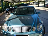 Usado Mercedes E240 Elegance 170 CV (125 kW) 2003 Verde Berlina