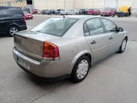 Usado Opel Vectra Comfort 125 CV (91 kW) 2003 Beige Berlina