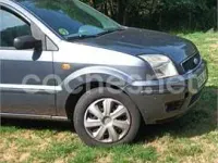Usado Ford Fusion 100 CV (73 kW) 2003 Negro Utilitario