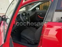 Usado Seat Ibiza Reference 80 CV (58 kW) 2008 Rojo Berlina
