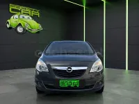 Usado Opel Meriva Selective 120 CV (88 kW) 2013 Gris / plata Monovolumen
