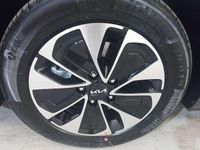 Usado Kia Ceed 101 CV (74 kW) 2024 Negro Utilitario