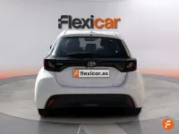 Usado Toyota Yaris Edition 125 CV (91 kW) 2023 Blanco Utilitario
