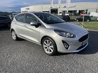 Usado Ford Fiesta Trend 75 CV (55 kW) 2021 Plata perla (metalizado) Utilitario