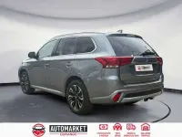 Usado Mitsubishi Outlander P-HEV 203 CV (149 kW) 2018 Gris SUV