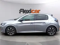 Usado Peugeot 208 Allure 101 CV (74 kW) 2025 Gris Utilitario
