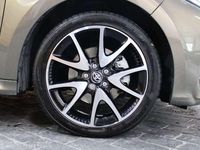 Usado Toyota Yaris Hybrid Plus 116 CV (85 kW) 2021 Gris Utilitario