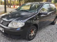 Usado Fiat Punto Classica 60 CV (44 kW) 2007 Negro Utilitario
