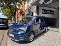 Usado Opel Combo Life Innovation 131 CV (96 kW) 2020 Azul Monovolumen
