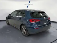 Usado Mercedes A180 109 CV (80 kW) 2020 Azul Utilitario