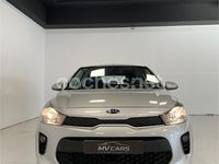 Käytetty Kia Rio 84 HP (61 kW) 2018 Harmaa Sedan
