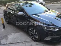 Usado Renault Mégane GT Line GT-Line 130 CV (95 kW) 2018 Negro Berlina