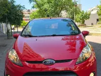 Usado Ford Fiesta Trend 82 CV (60 kW) 2009 Rojo Berlina