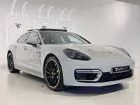 Usado Porsche Panamera 4S E-Hybrid 560 CV (411 kW) 2023 Gris / plata Utilitario