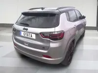 Usado Jeep Compass 241 CV (177 kW) 2022 Gris SUV