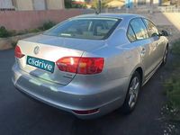 Usado VW Jetta Advance 105 CV (77 kW) 2011 Gris / plata Berlina