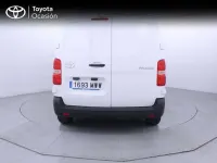 Usado Toyota Proace 120 CV (88 kW) 2024 Blanco Monovolumen