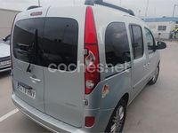 Usado Renault Kangoo Dynamique 90 CV (66 kW) 2013 Gris / plata Familiar