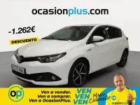 Używany Toyota Auris Hybrid Edition 136 KM (100 kW) 2018 Biały