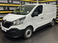 Usado Renault Trafic 115 CV (84 kW) 2015 Blanco Monovolumen