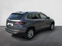 Usado Skoda Karoq Ambition 150 CV (110 kW) 2022 Gris / plata SUV