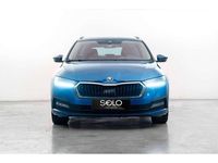 Usado Skoda Octavia Ambition 204 CV (150 kW) 2022 Azul Familiar