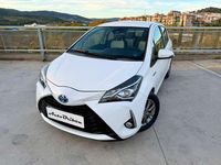 Usado Toyota Yaris Hybrid Advance 99 CV (72 kW) 2019 Blanco Utilitario