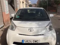 Usado Toyota iQ 68 CV (50 kW) 2009 Blanco Utilitario